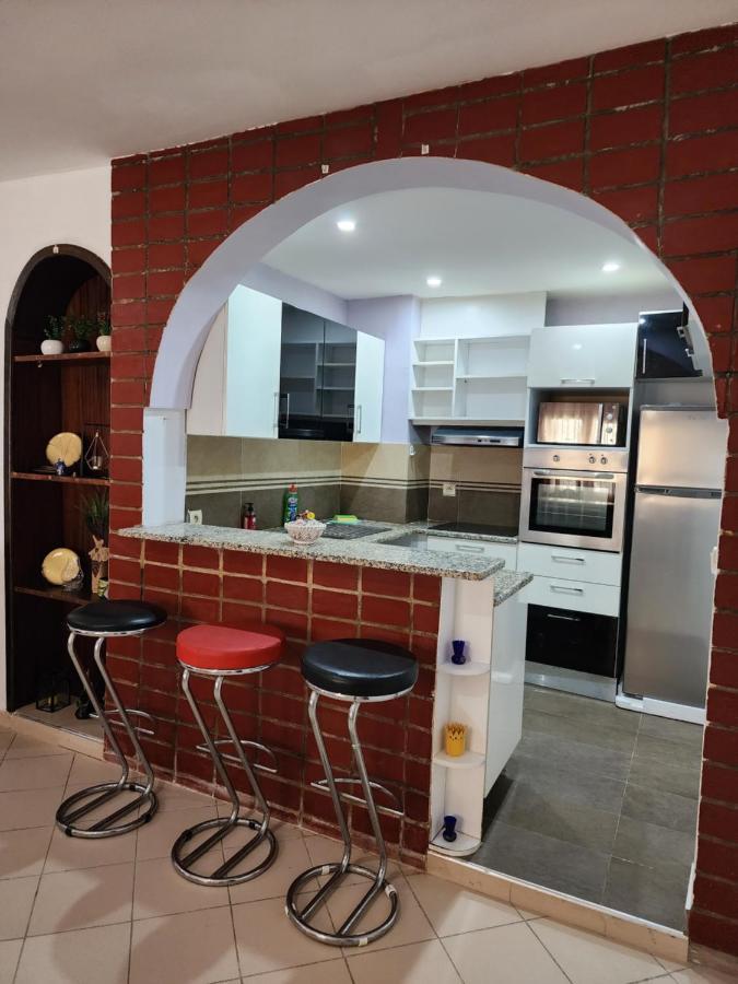 Duplex Bien Equipe Securise Avec Jardin Et Veranda La Marsa Extérieur photo